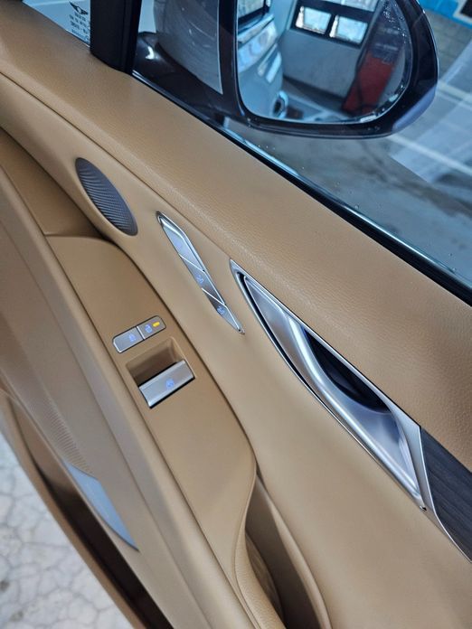 Genesis G80 2025