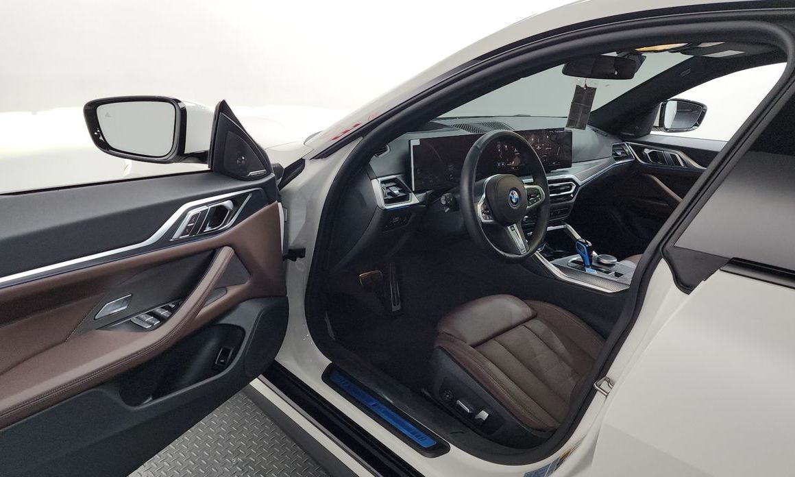 BMW i4 2023