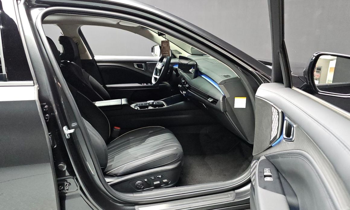 Kia K8 2025