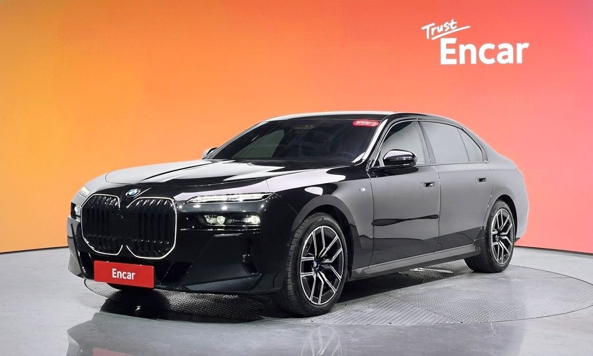 BMW 7-Series 2025