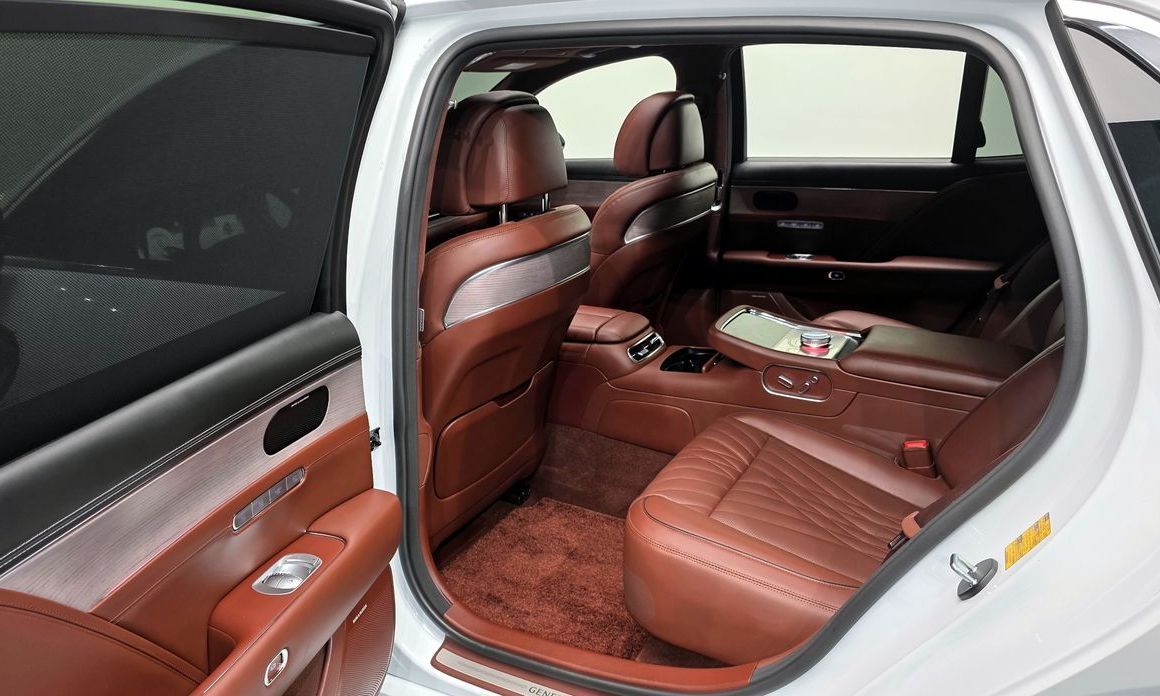 Genesis G90 2023