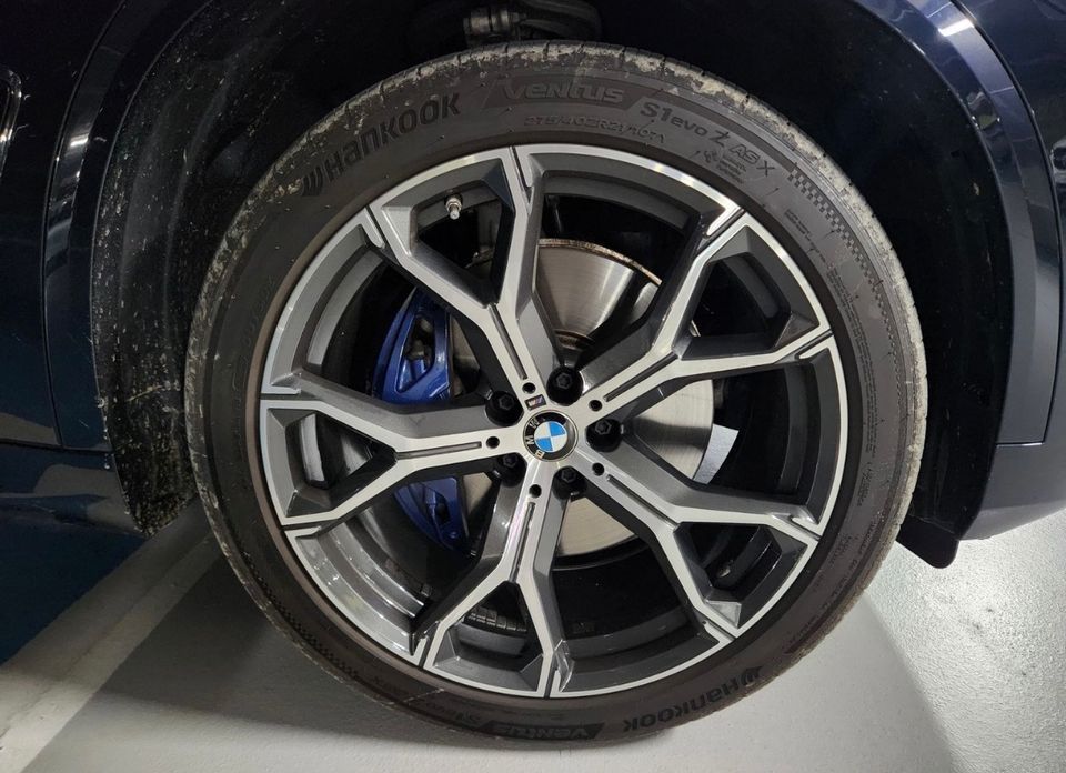 BMW X5 2023