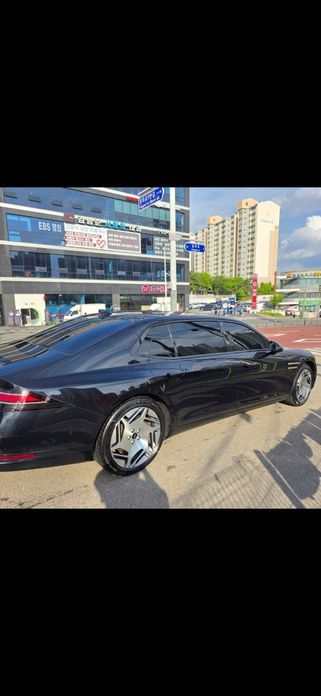 Genesis G90 2023
