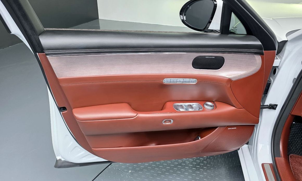 Genesis G90 2023