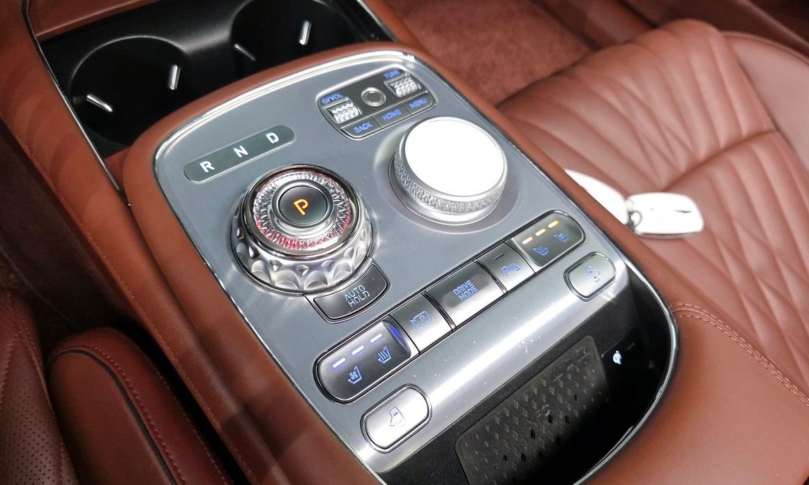 Genesis G90 2023