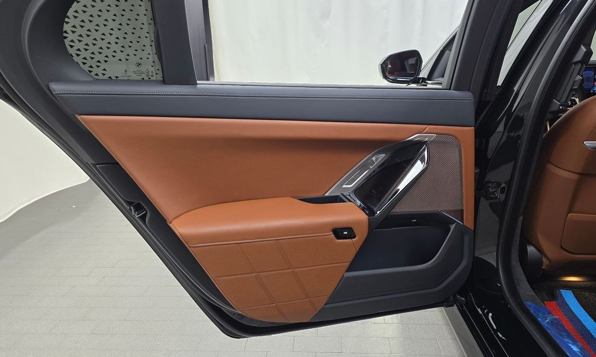 BMW 7-Series 2025