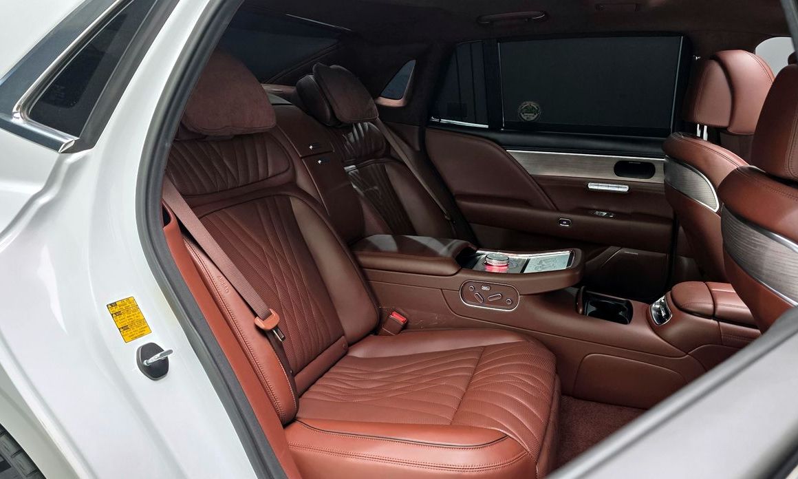 Genesis G90 2023