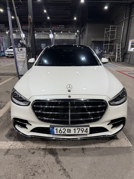 Mercedes-Benz S-Class 2021