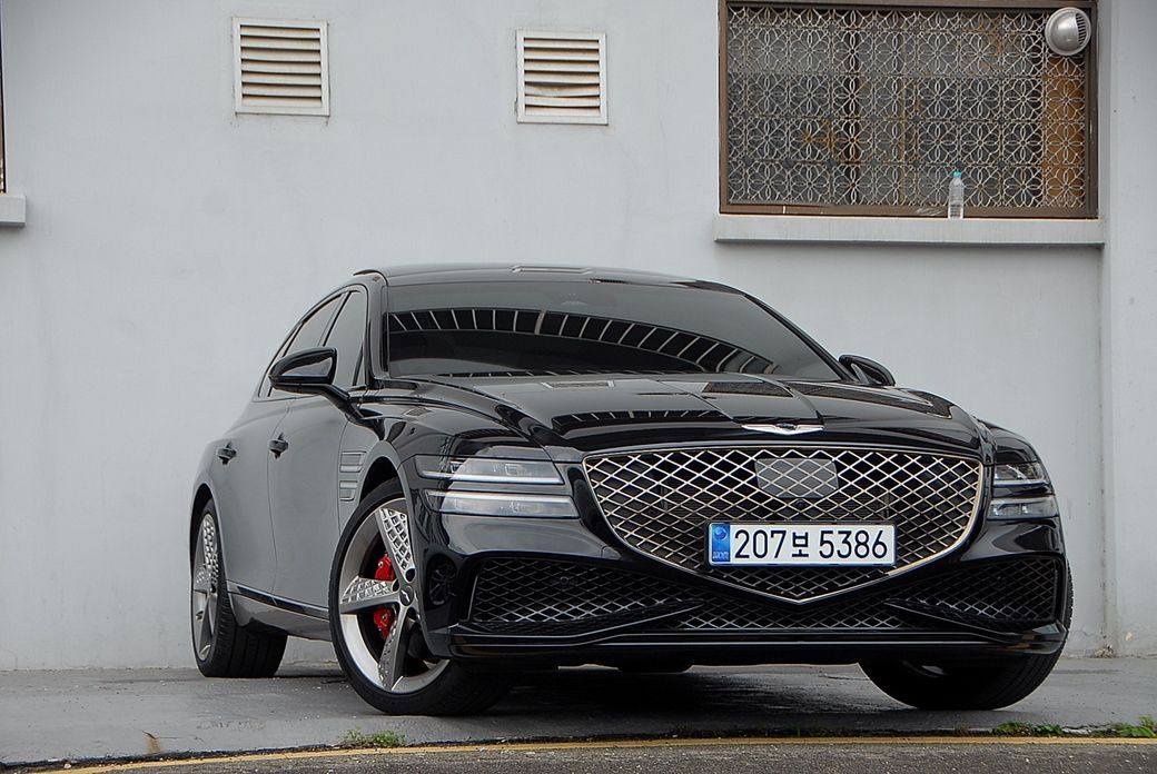 Genesis G80 2023