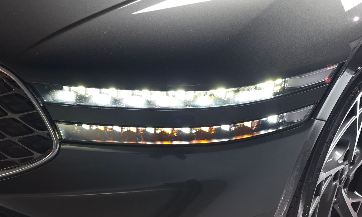 Genesis G90 2023