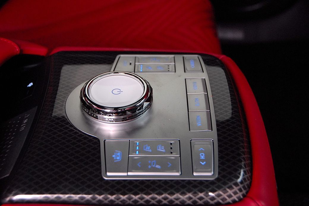 Genesis G80 2023