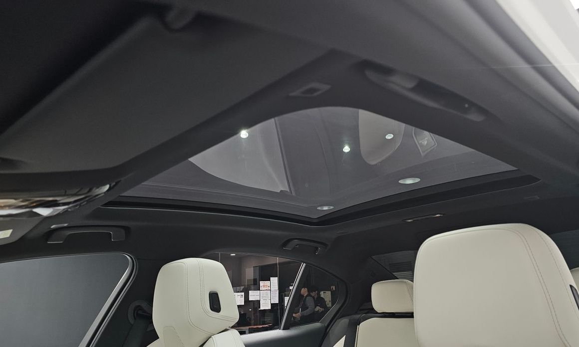 BMW 5-Series 2025