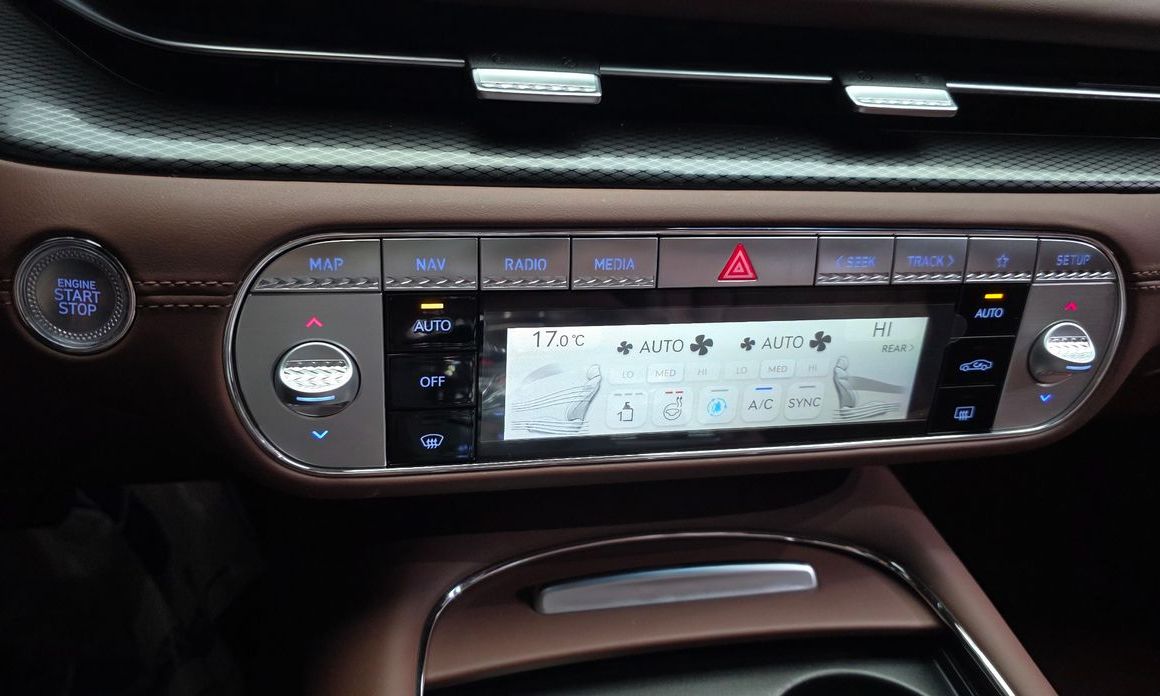 Genesis G90 2023