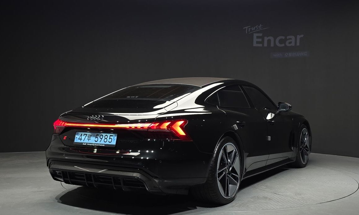 Audi RS e-tron GT 2022
