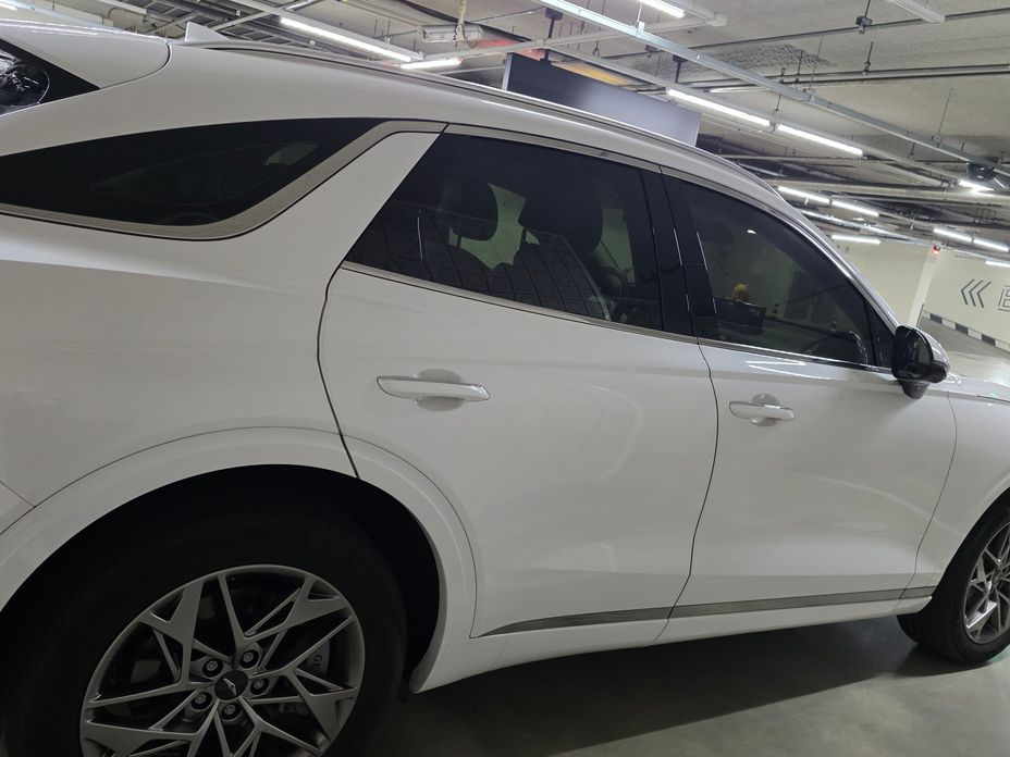 Genesis GV70 2023
