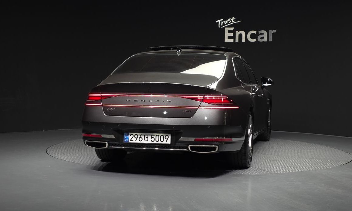Genesis G90 2023