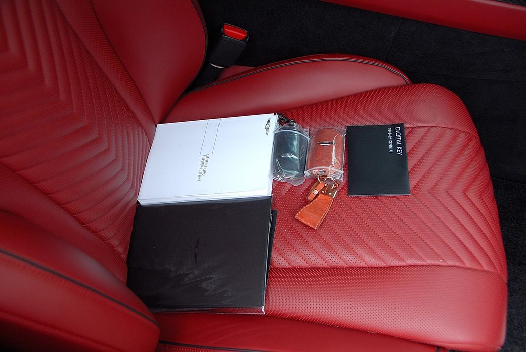 Genesis G80 2023