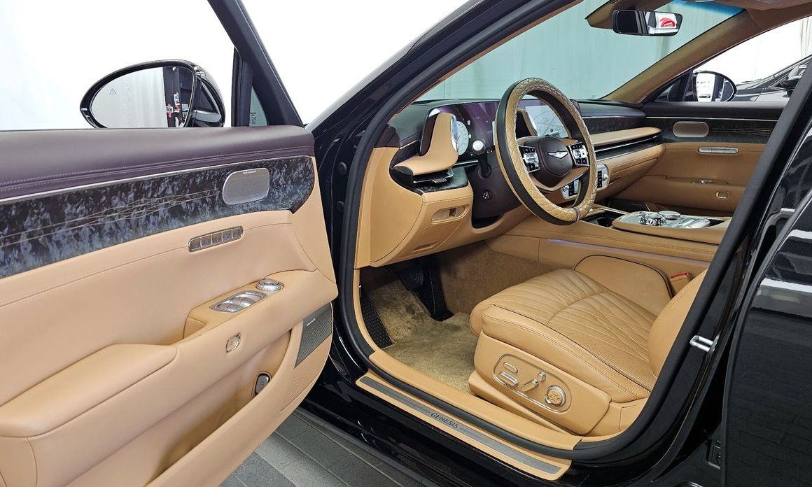 Genesis G90 2025
