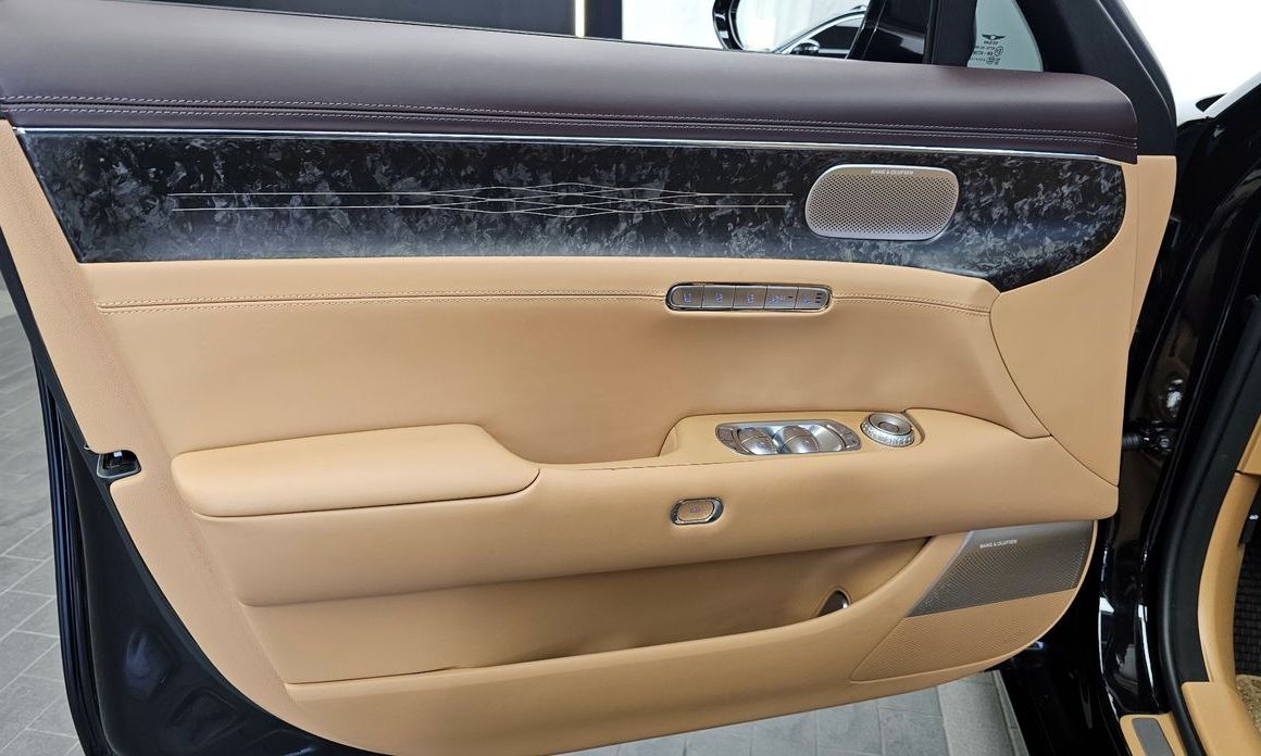 Genesis G90 2025