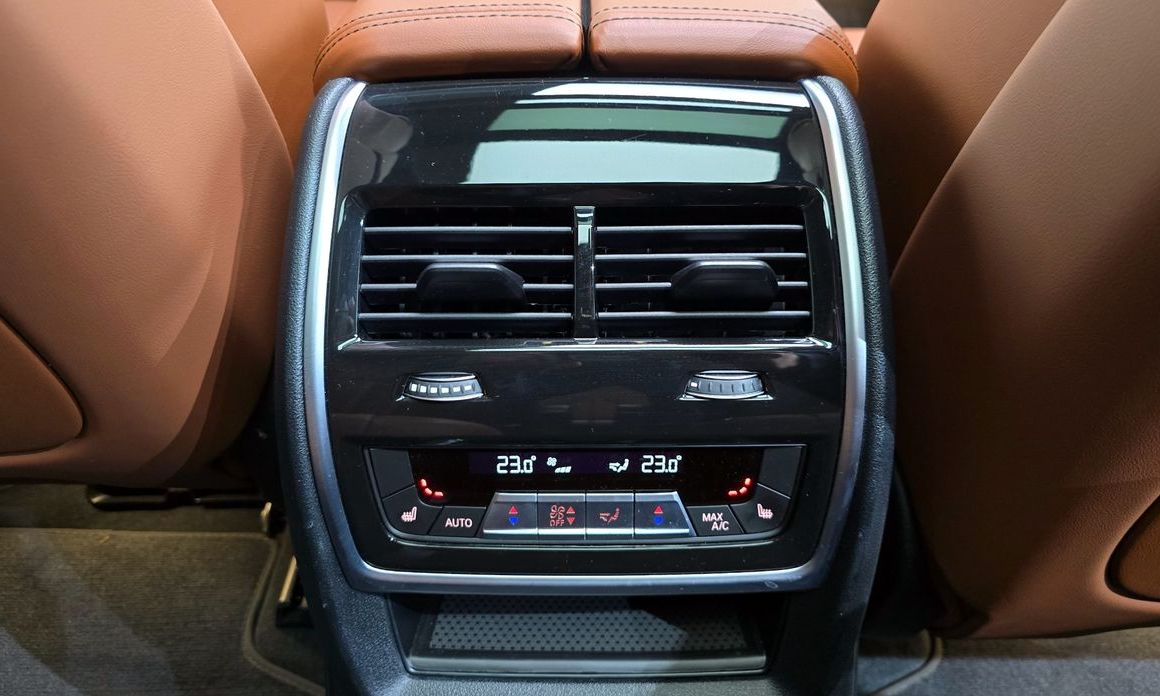 BMW X7 2023