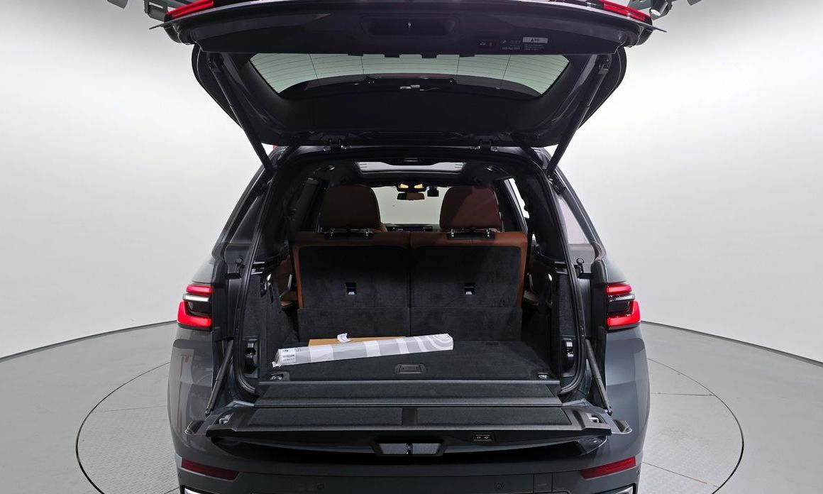 BMW X7 2023