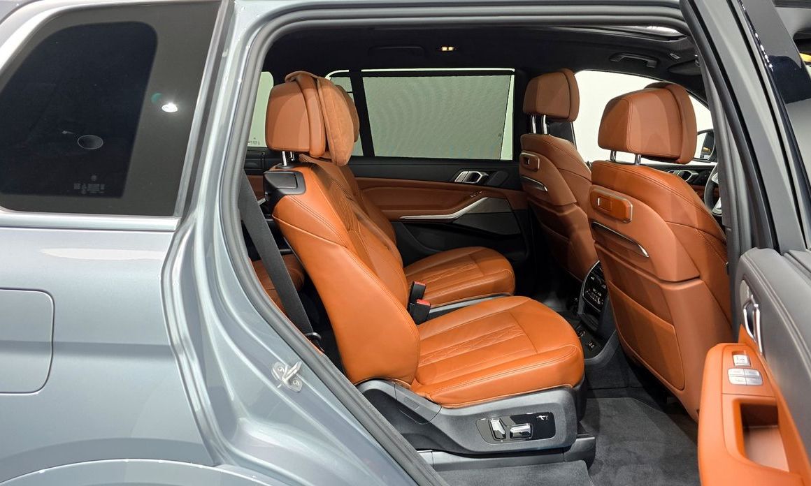 BMW X7 2023