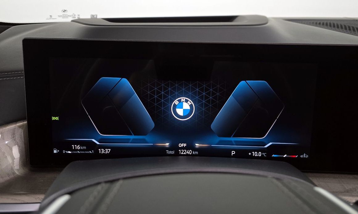 BMW X7 2023