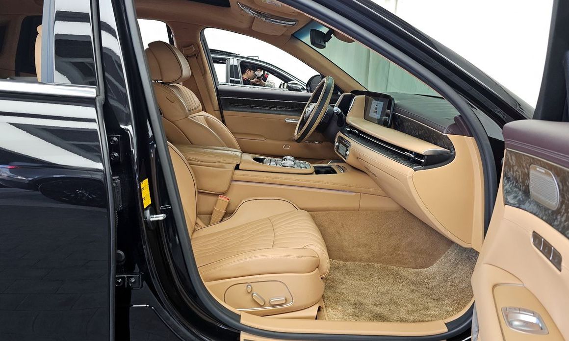 Genesis G90 2025