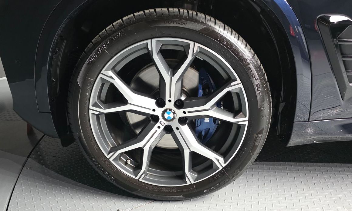BMW X5 2025