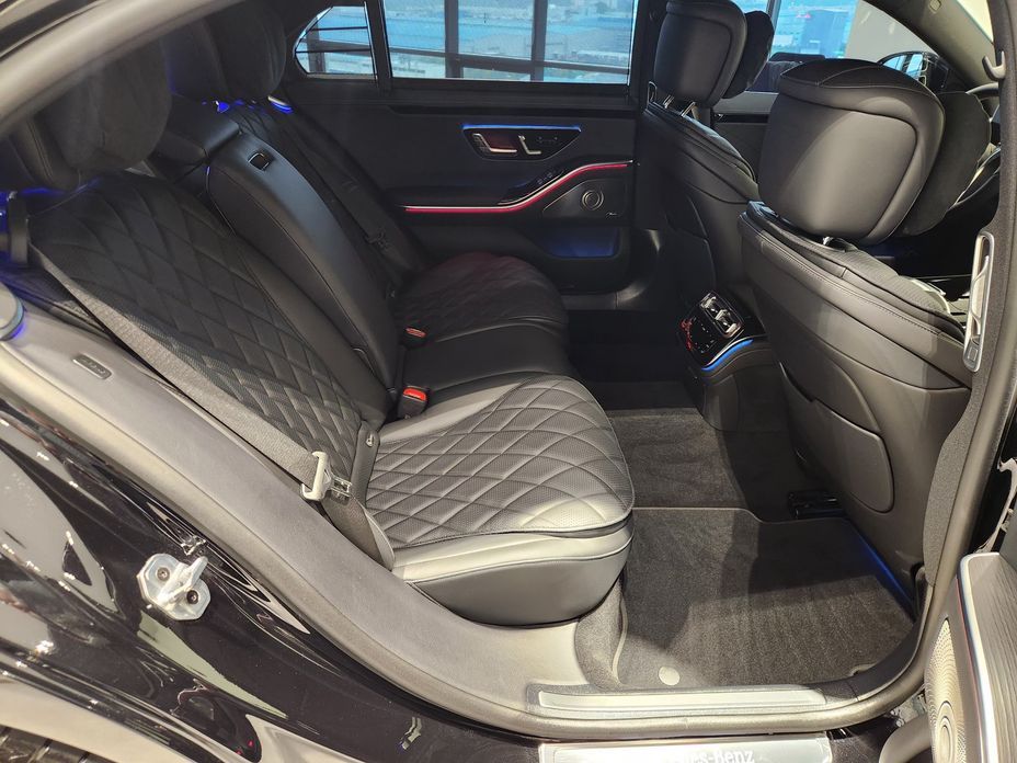 Mercedes-Benz S-Class 2025