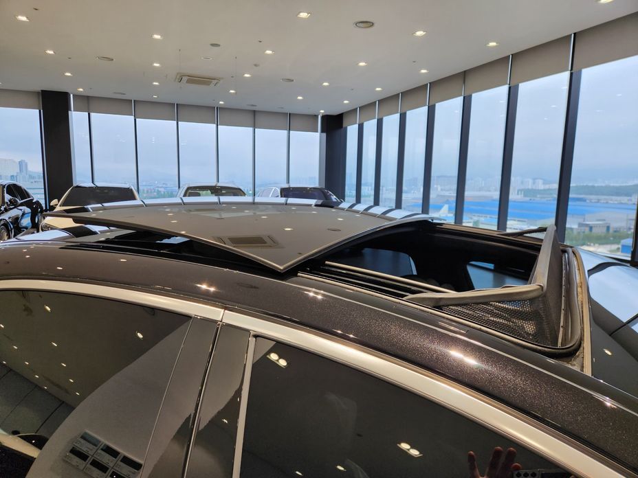 Mercedes-Benz S-Class 2025