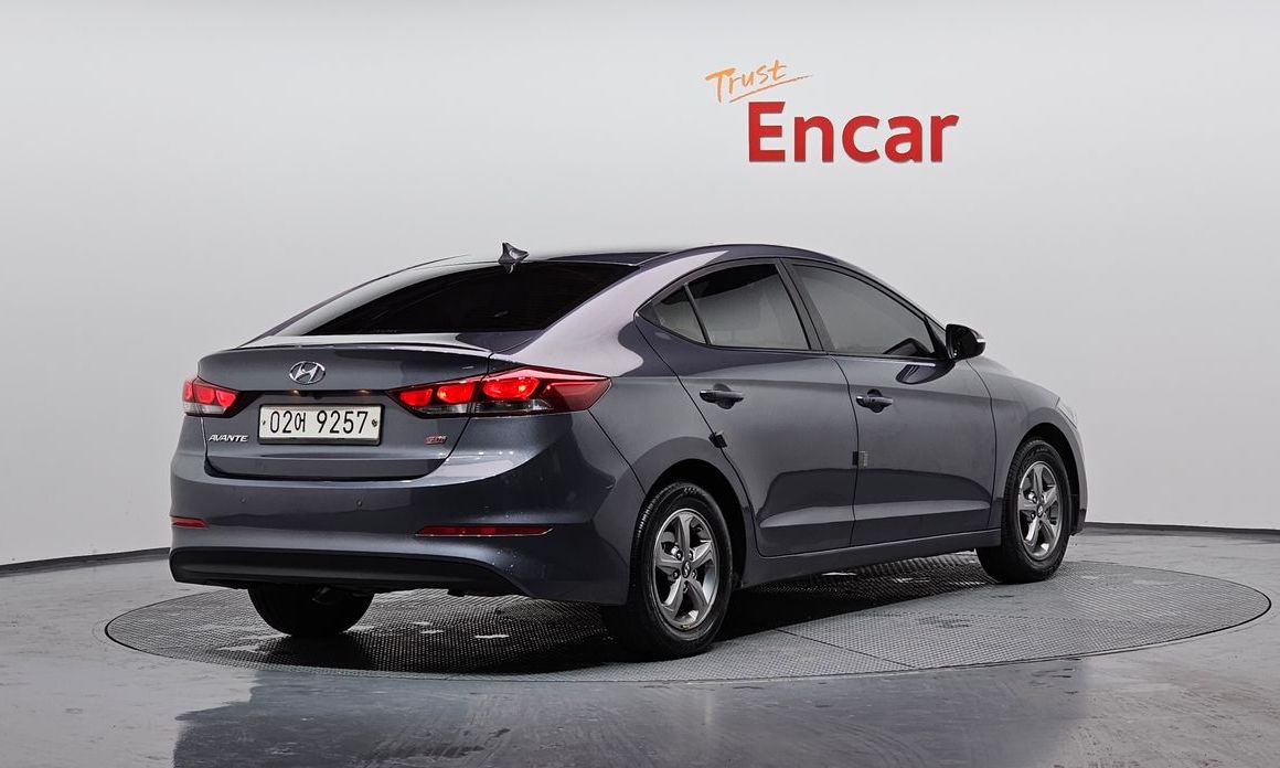 Hyundai AVANTE 2017