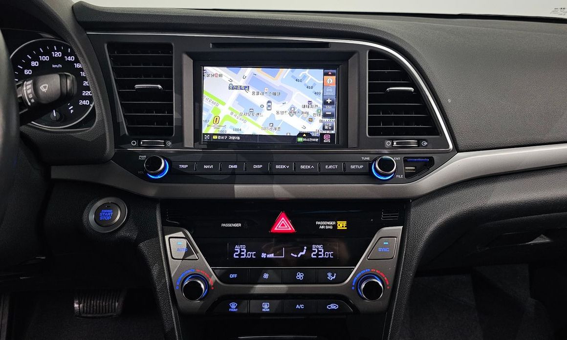 Hyundai AVANTE 2017