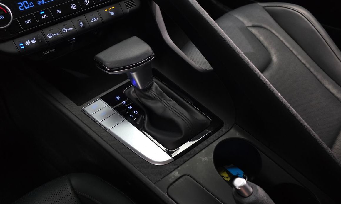 Hyundai AVANTE 2021