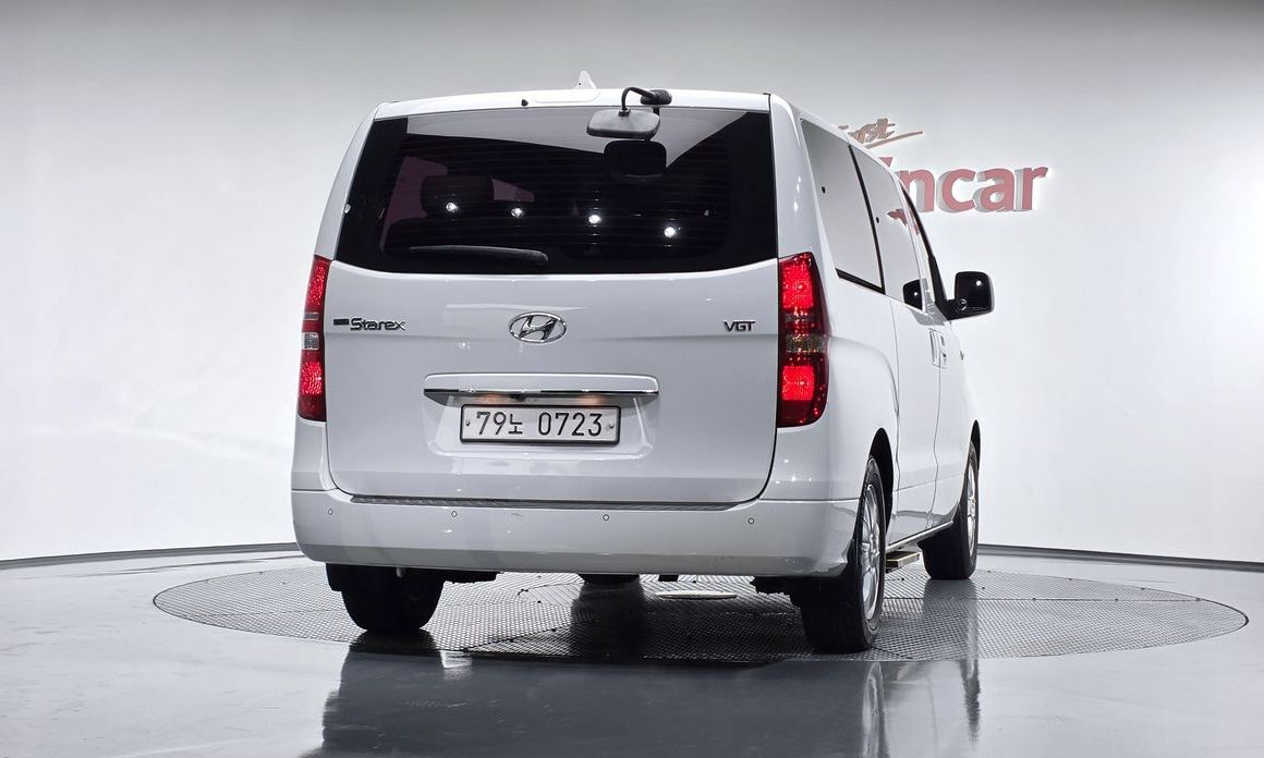 Hyundai Starex 2018