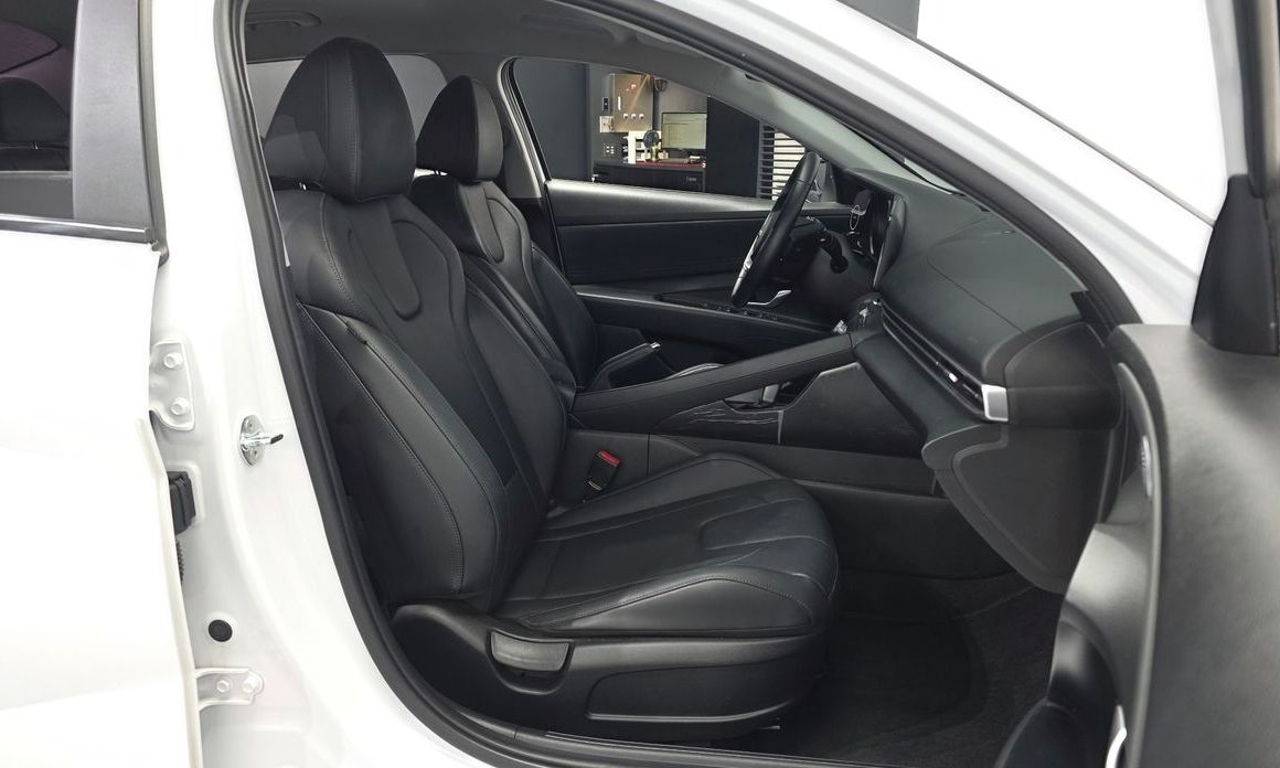 Hyundai AVANTE 2021