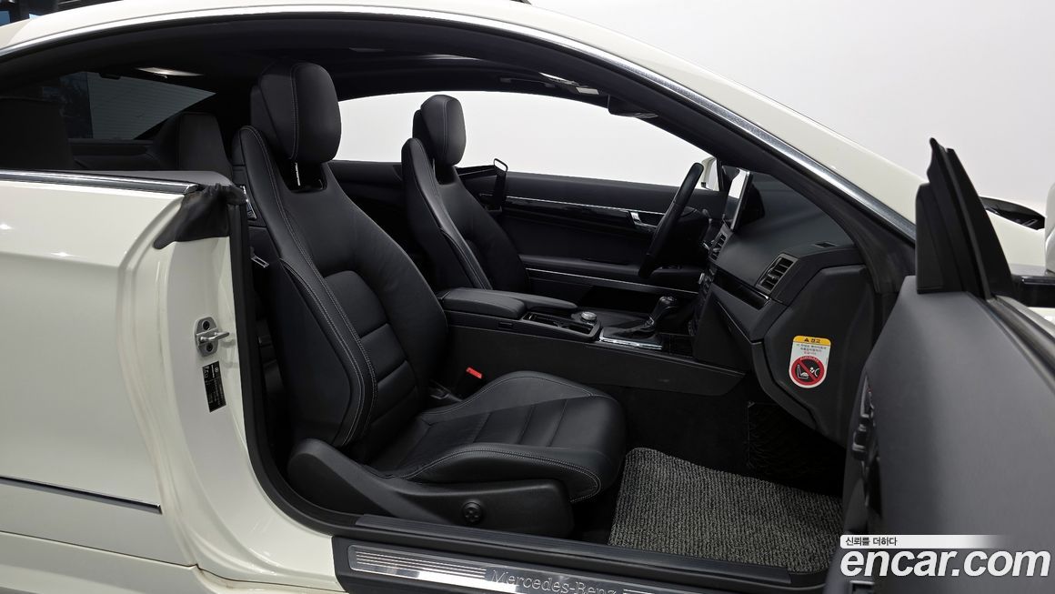 Mercedes-Benz E-Class 2011