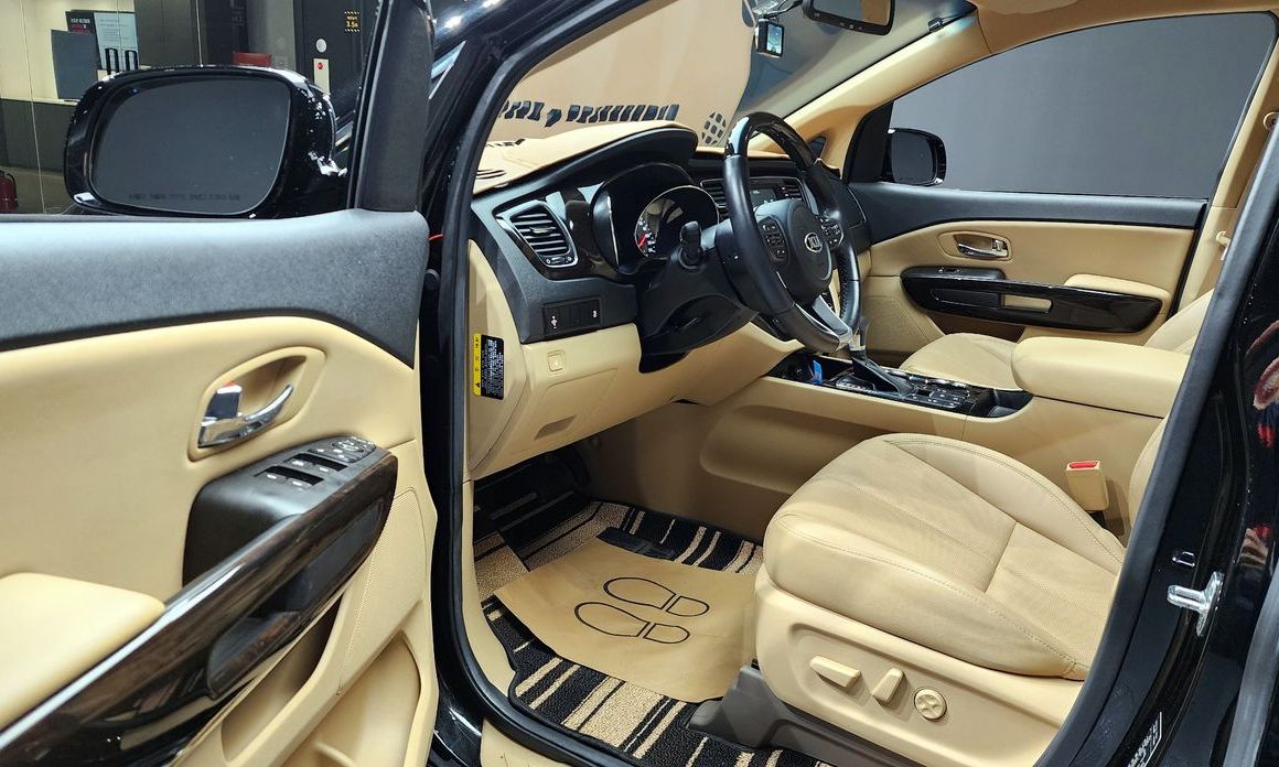 Kia Canival 2019