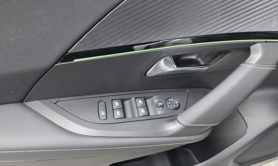 Peugeot 2008 2023