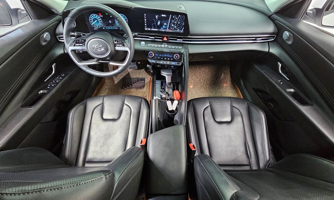 Hyundai AVANTE 2023