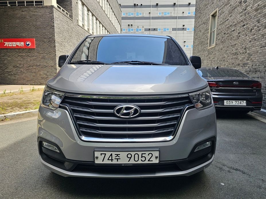 Hyundai Starex 2020