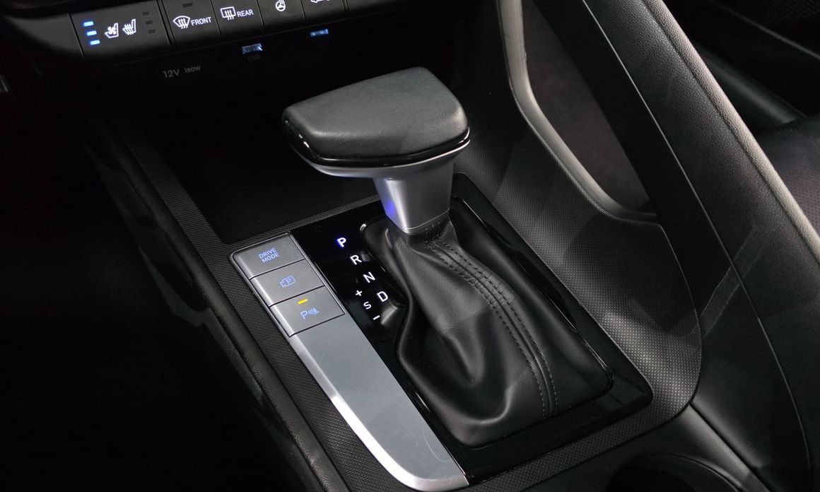 Hyundai AVANTE 2022