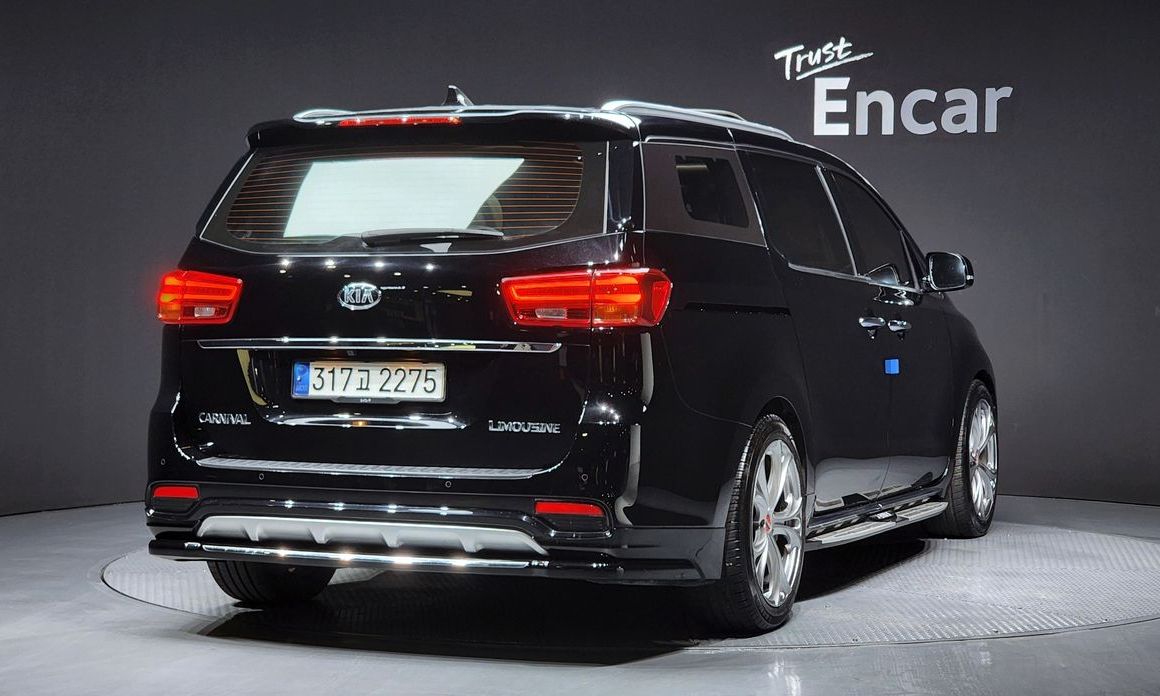 Kia Canival 2019