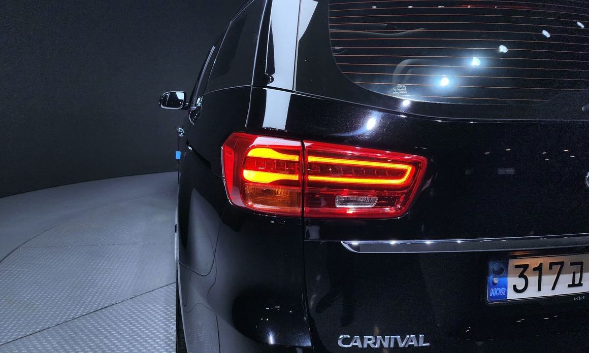 Kia Canival 2019