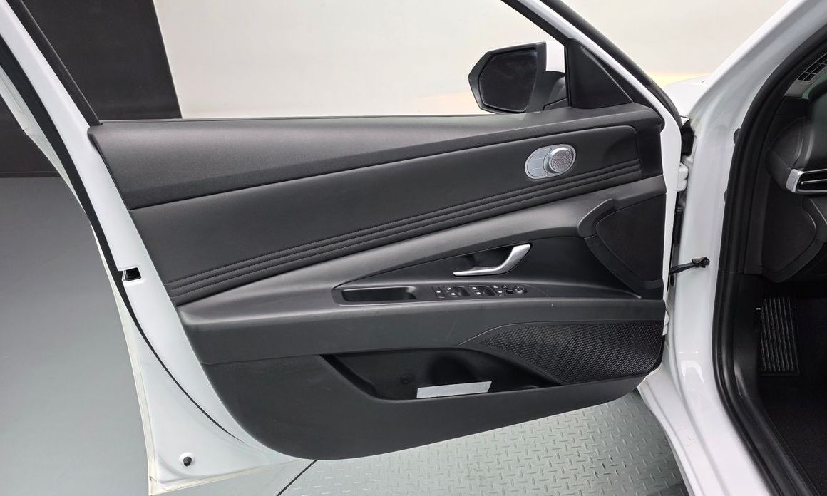 Hyundai AVANTE 2022