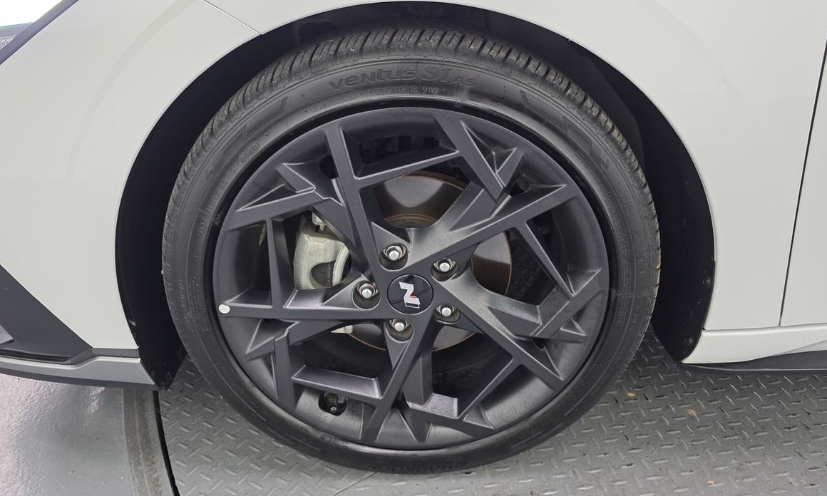Hyundai AVANTE 2024