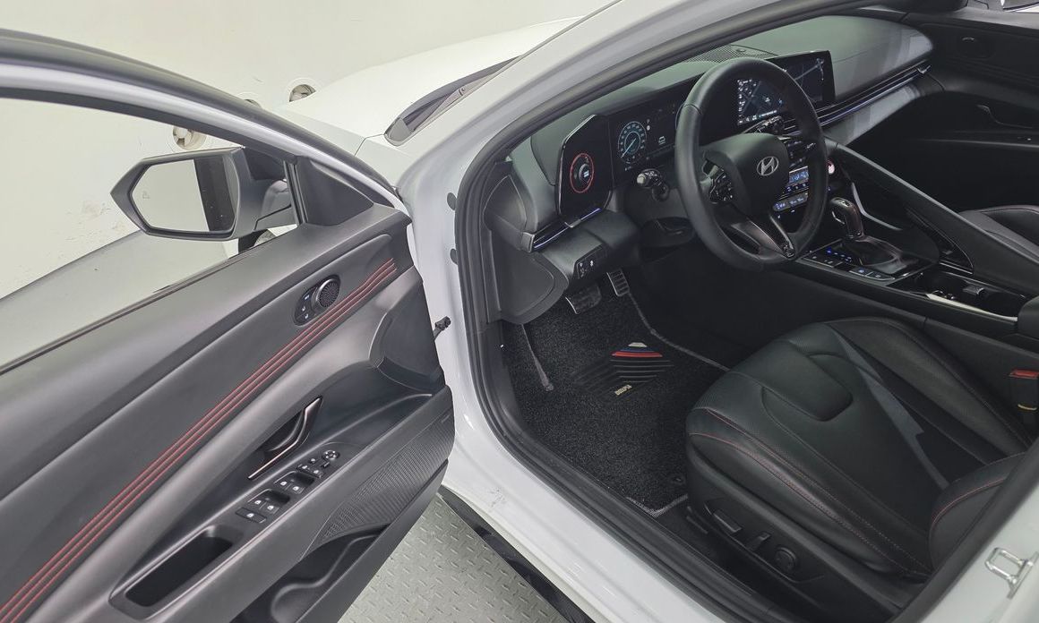 Hyundai AVANTE 2024