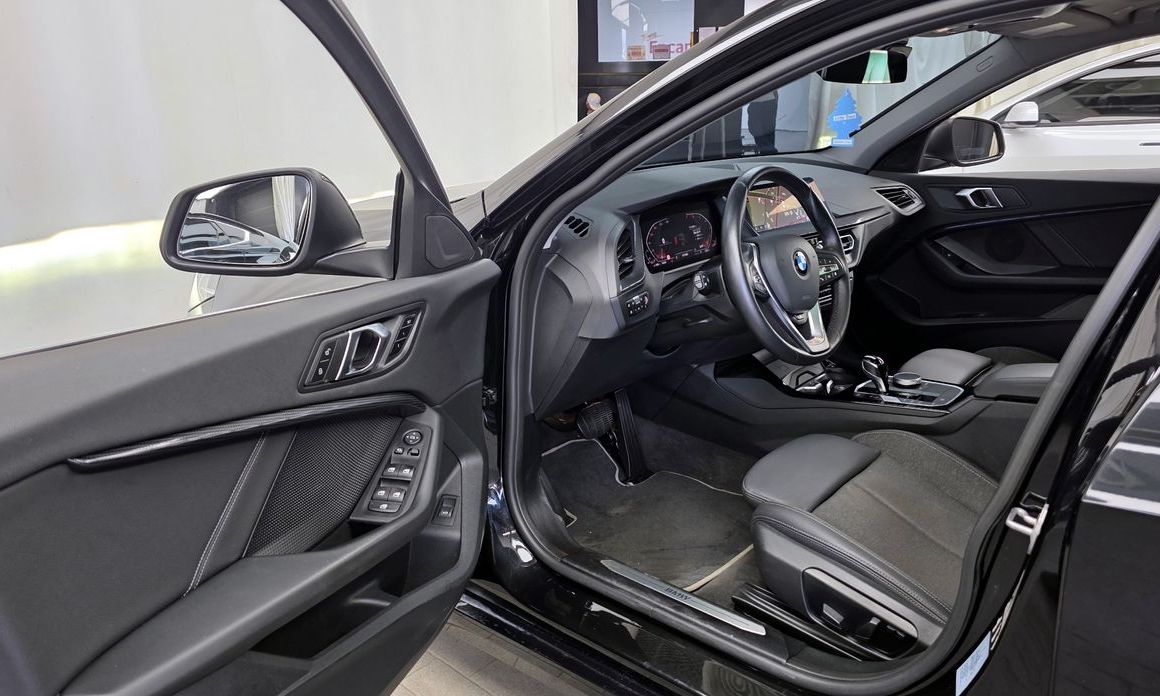 BMW 1-Series 2024
