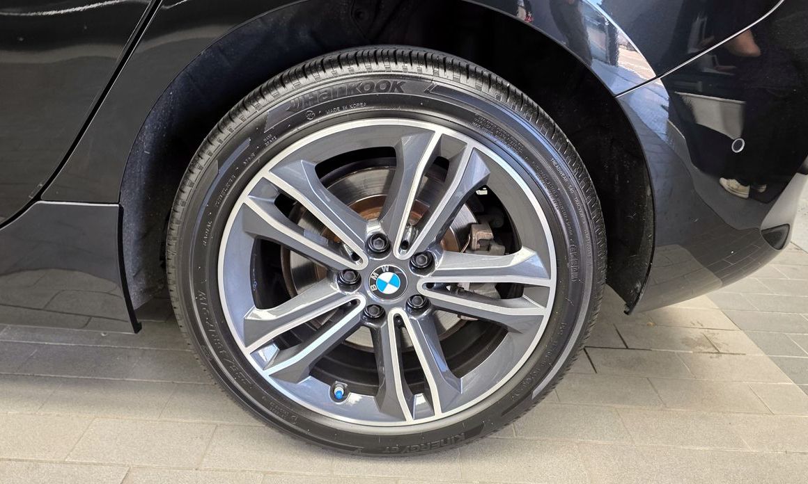 BMW 1-Series 2024