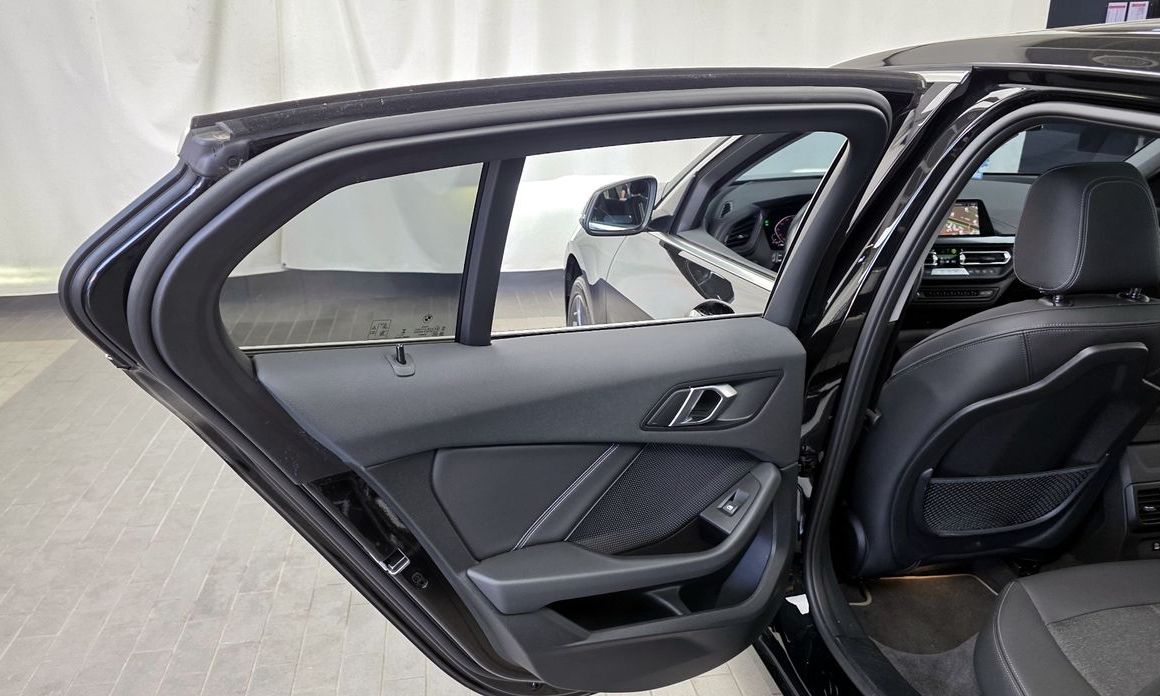 BMW 1-Series 2024